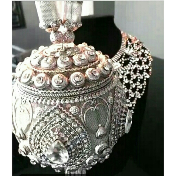 New Crystal Handbag (DELETING LAST CHANCE) - Picture 6 of 8